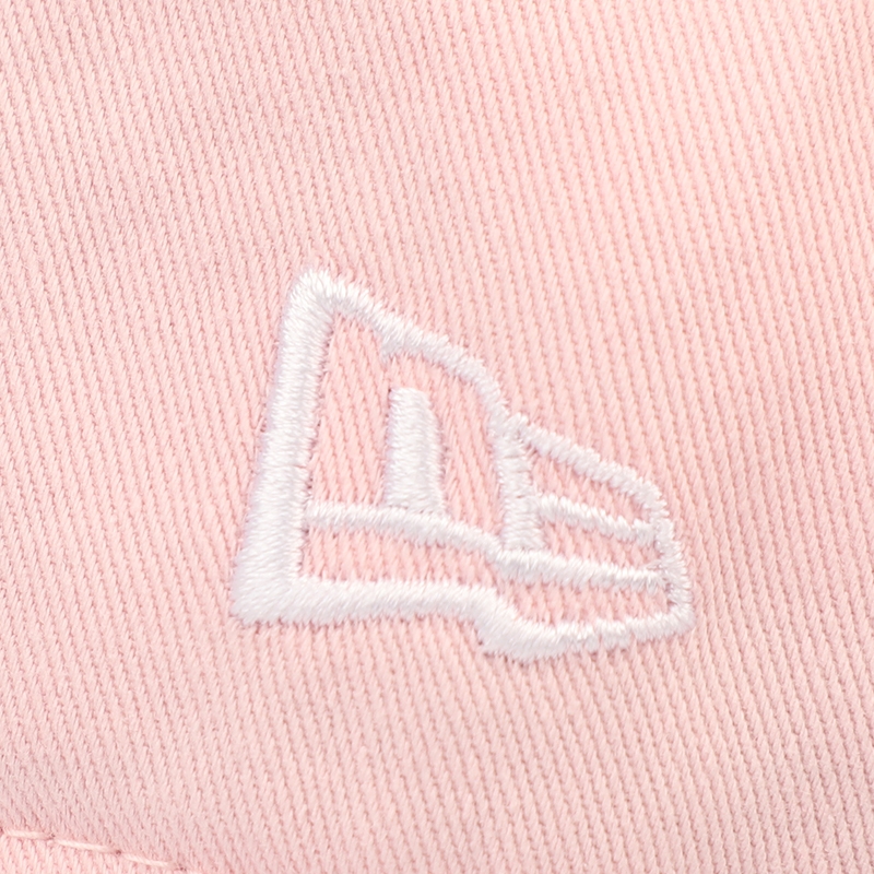 粉色刺绣LOGO棒球帽子