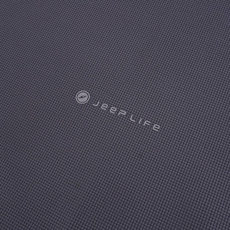 男子圆领短袖T恤