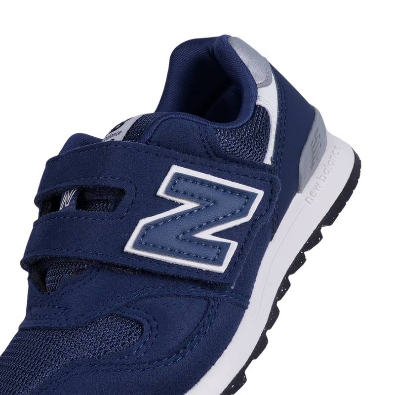 儿童休闲运动鞋