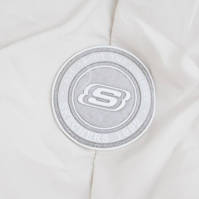 女子新款保暖翻领梭织短款外套羽绒服