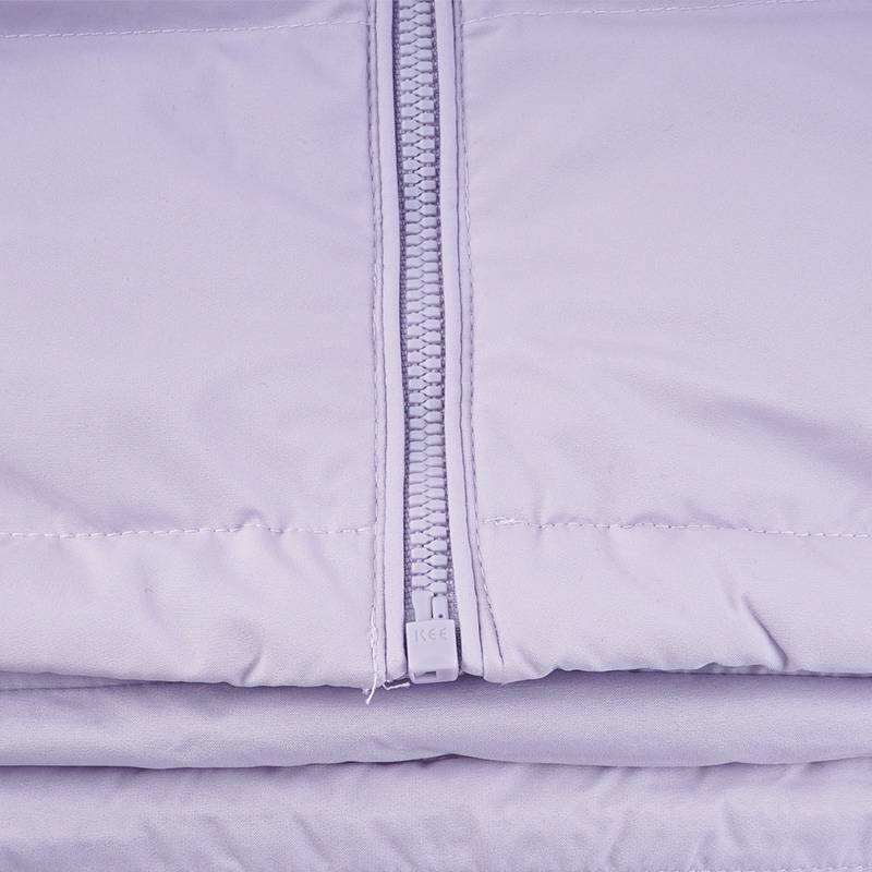 女子连帽羽绒服