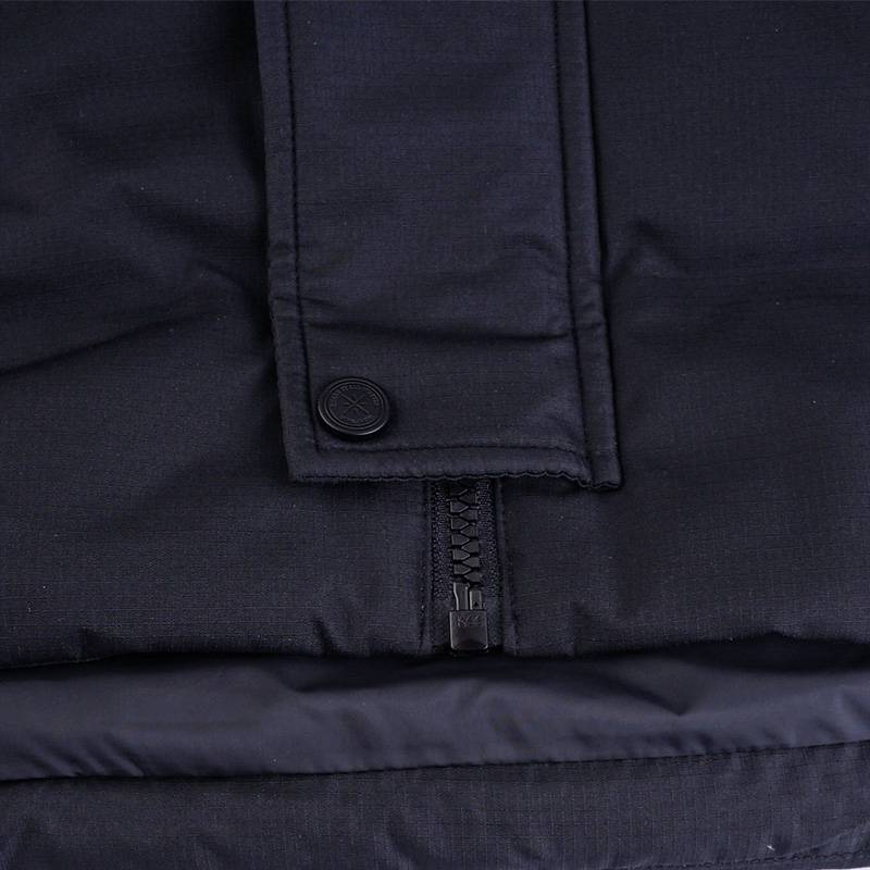 男子宽松鹅绒保暖外套