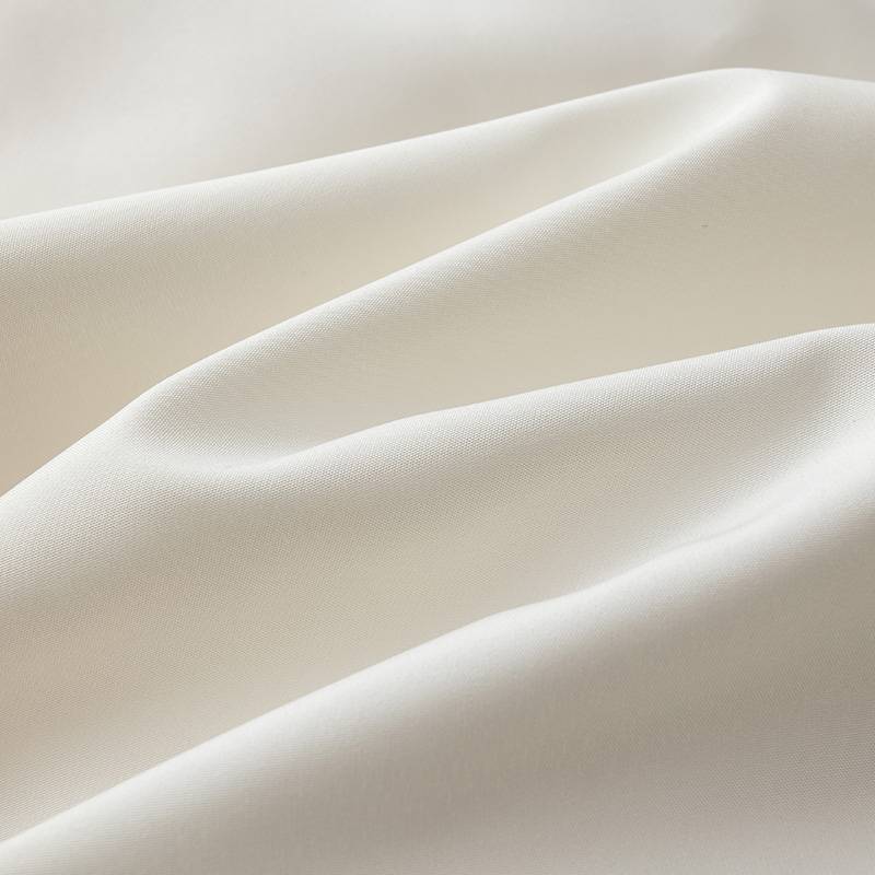 男子立领羽绒服