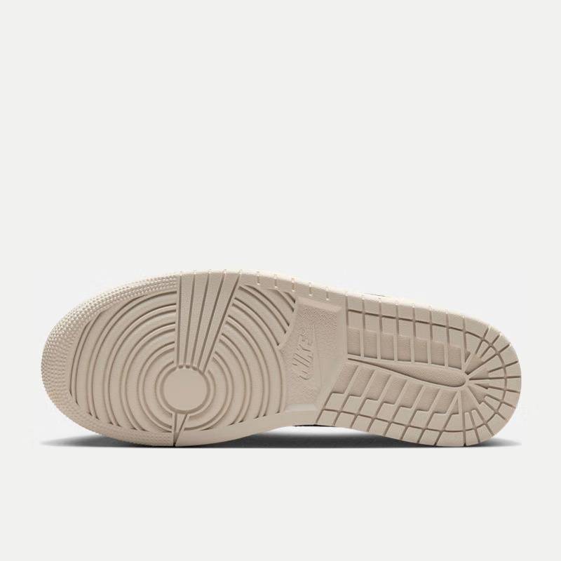 女子WMNS AIR JORDAN 1 LOW SE运动训练篮球鞋HQ3440-101