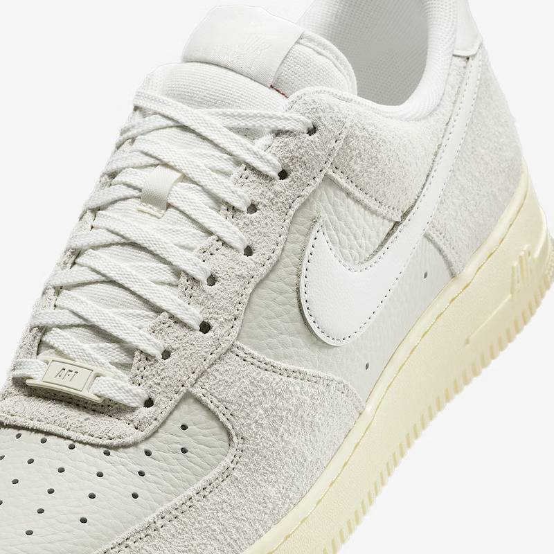 男鞋Air Force 1 '07 LX 空军一号运动鞋 HF2897-001