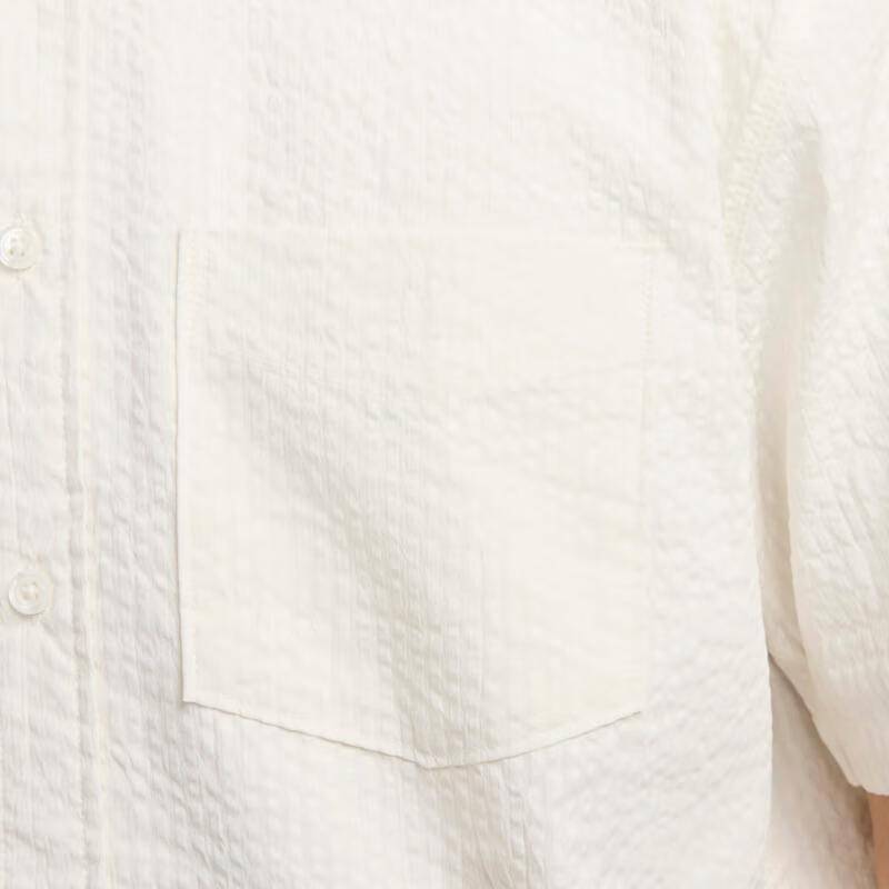 男子短袖泡泡纱系扣衬衫