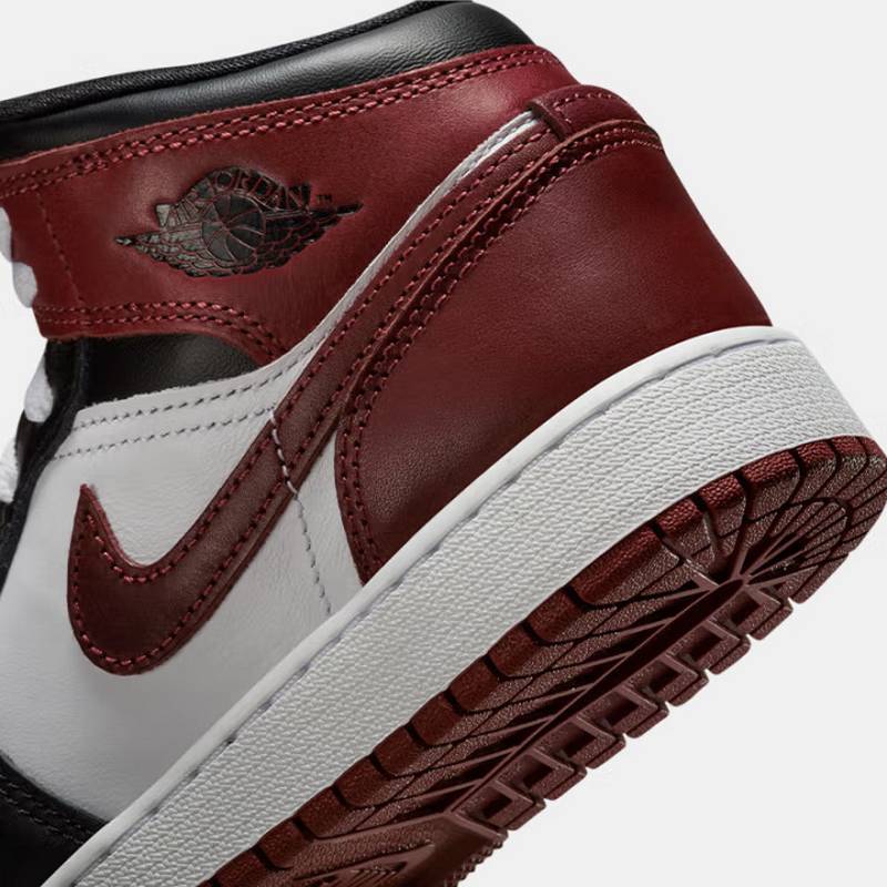 大童AIR JORDAN AJ1中帮运动篮球鞋HF3193-102