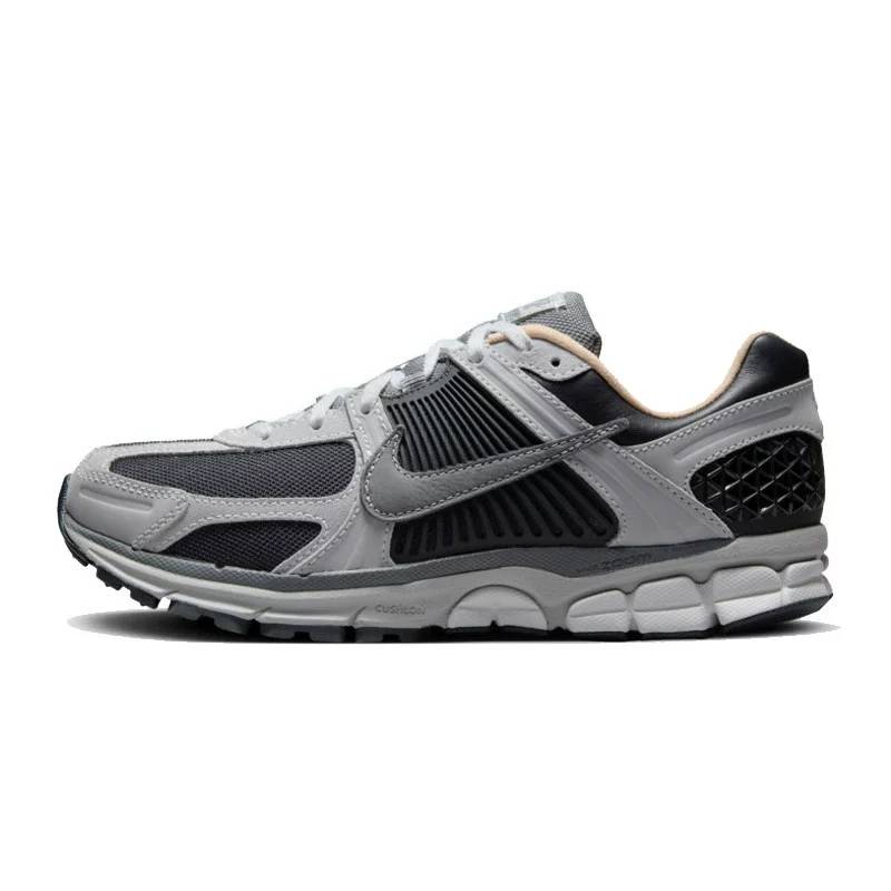 男子NIKE ZOOM VOMERO 5运动休闲鞋HV5982-001