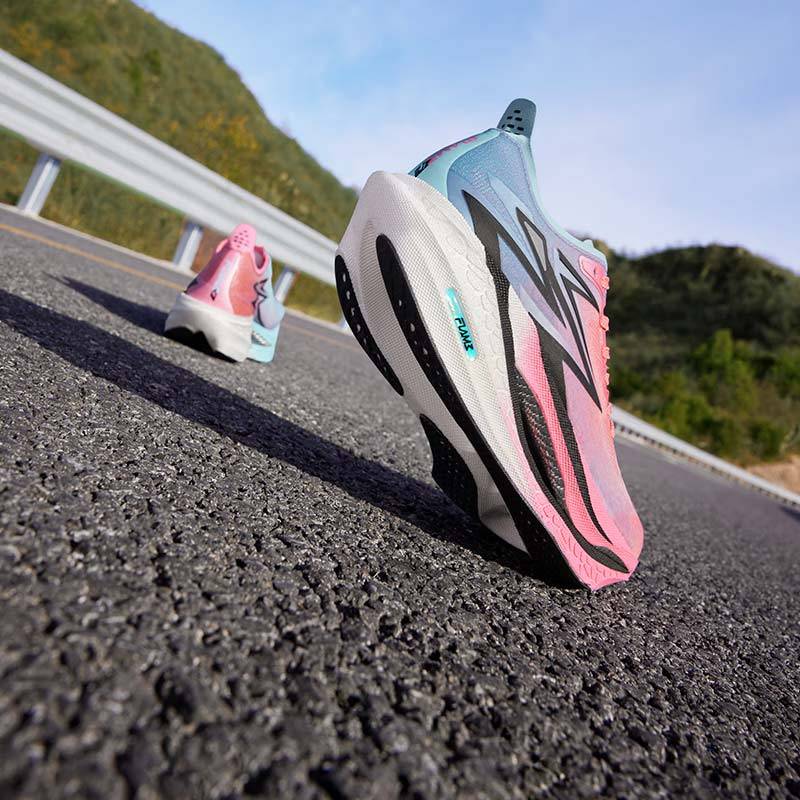 男子飞燃4竞速透气马拉松碳板专业跑步鞋672512205-9