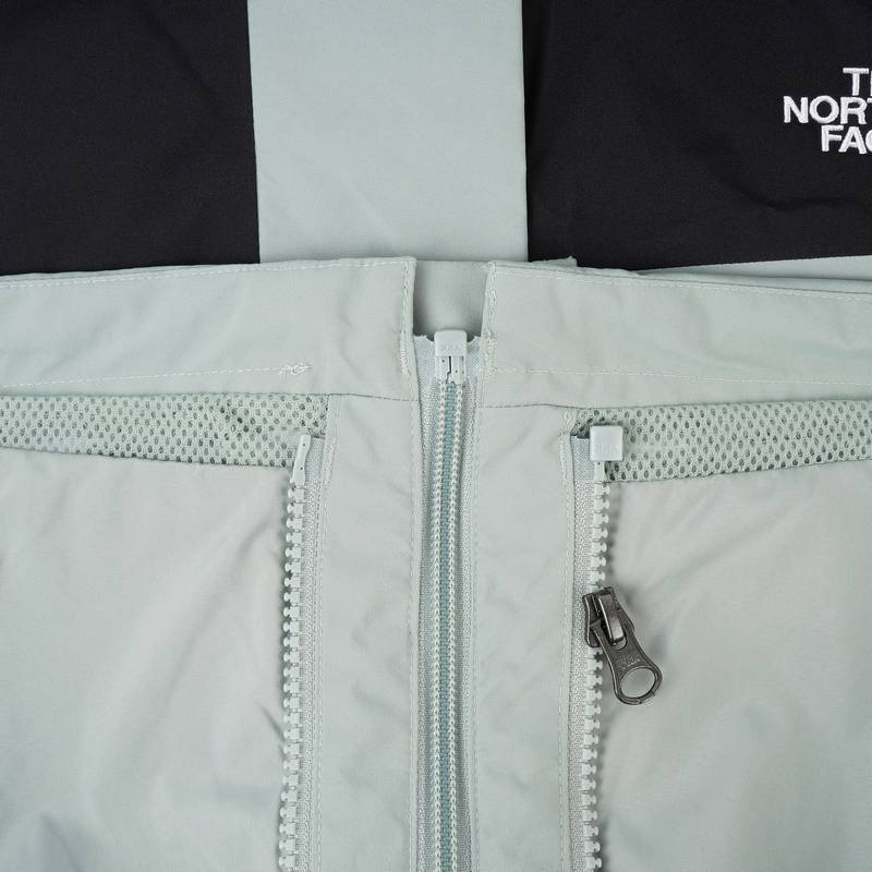 女Sangro可配内胆防水冲锋衣