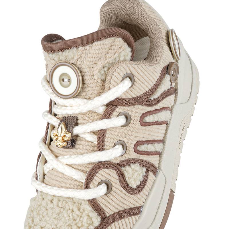 男女同款运动休闲板鞋79297-260-M