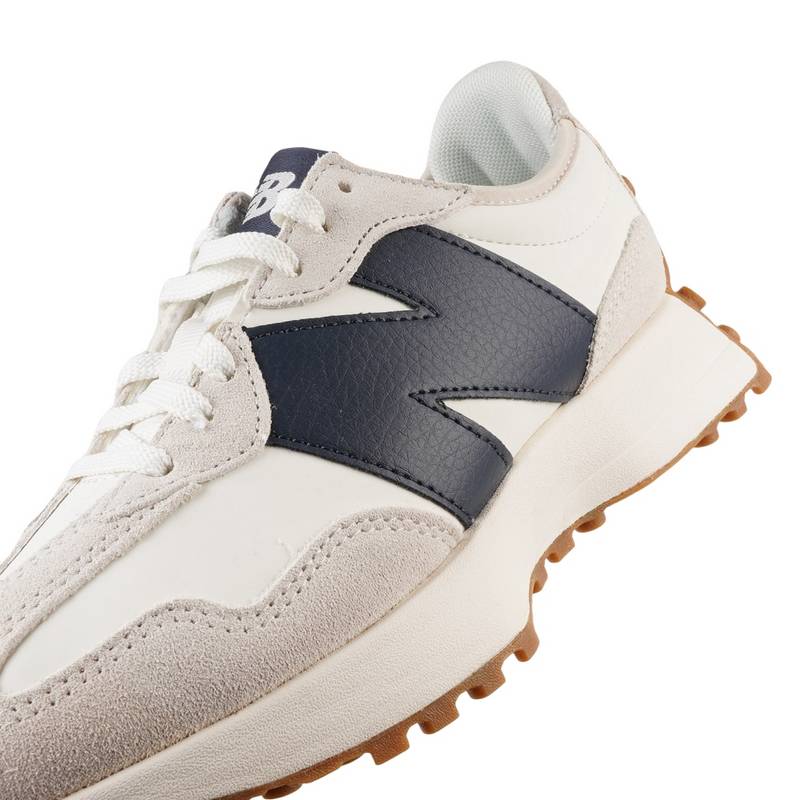 女鞋透气百搭时尚运动休闲鞋WS327KB-B