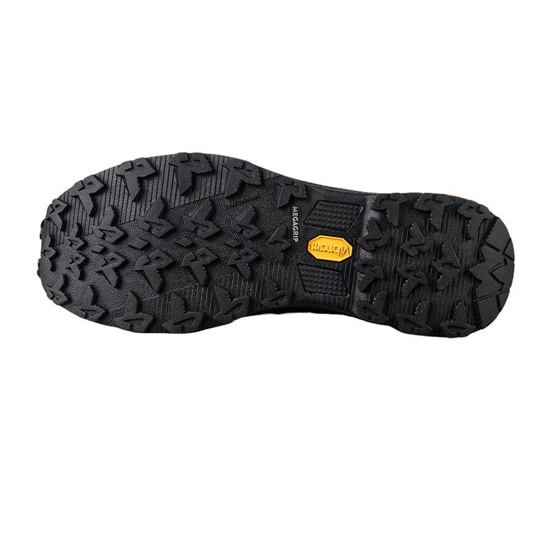 男款低帮登山鞋