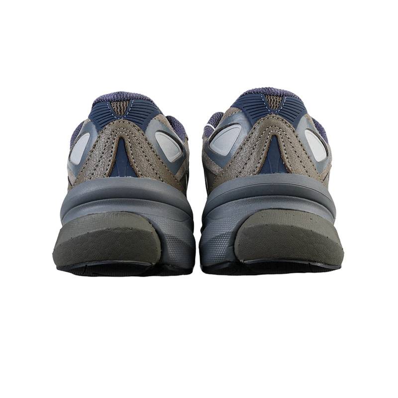 男女同款运动鞋S79079-7