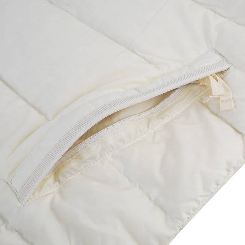 女子城市户外金点热能鹅绒700蓬羽绒服