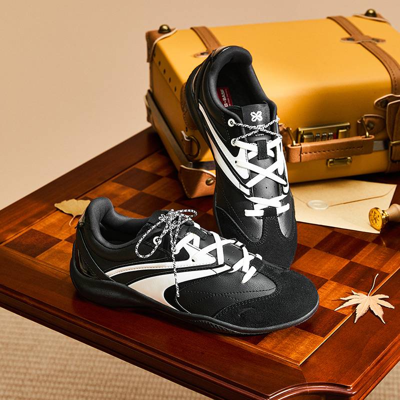 可丽丨女子薄底芭蕾风休闲鞋122548886-3