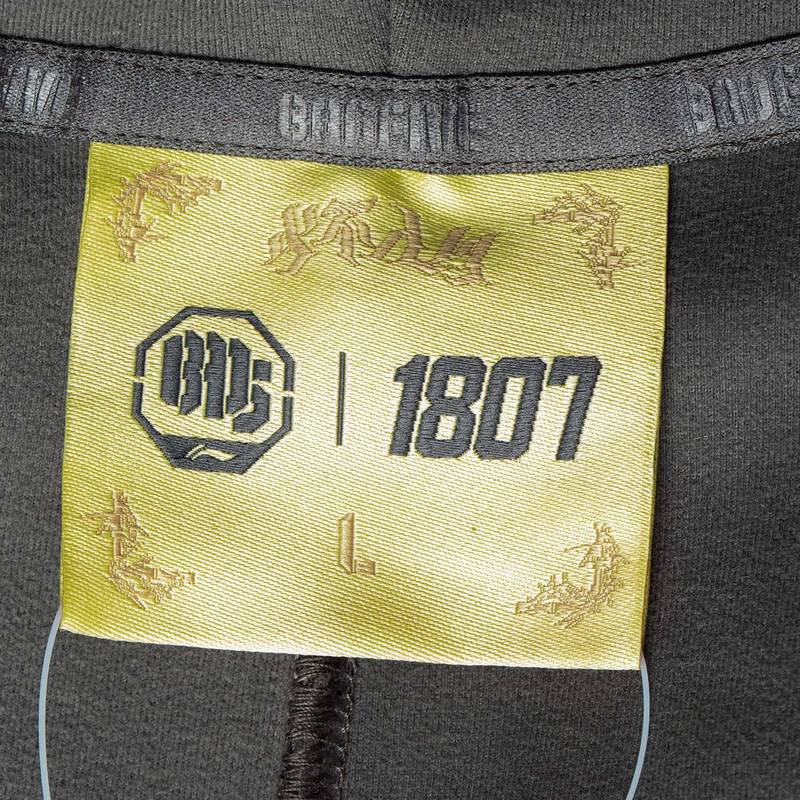 BADFIVE少不入川男子宽松休闲连帽套头卫衣AWDV883-1