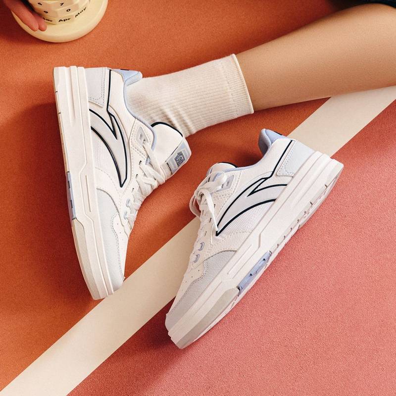 女子休闲运动板鞋122538051-2