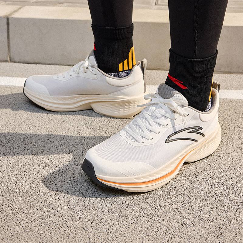 男子网面运动跑鞋112545519-6