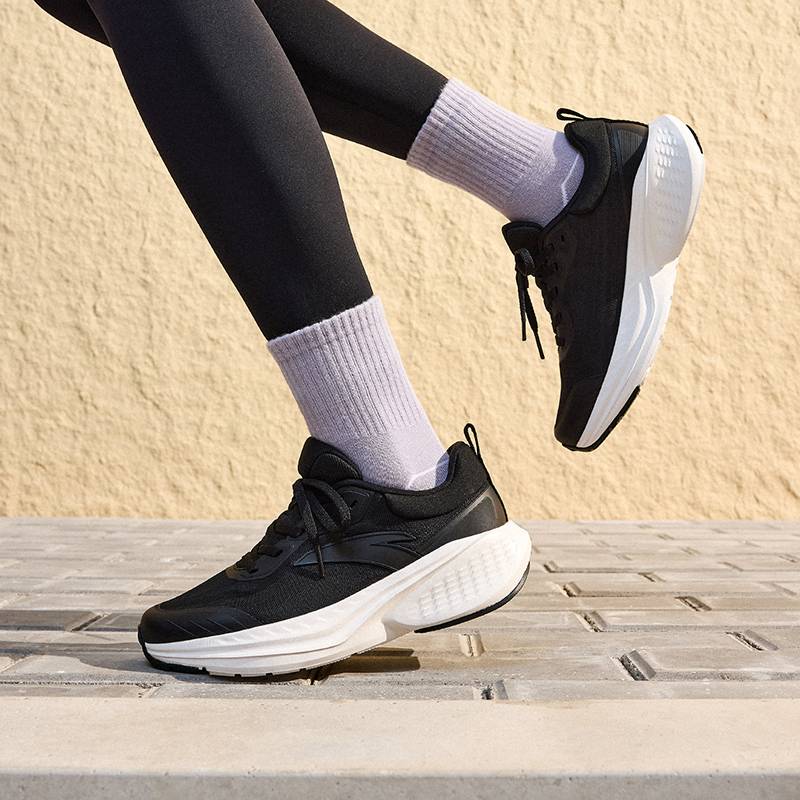 女子云途跑鞋122545519-2