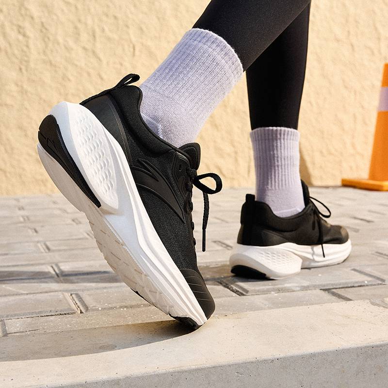 女子云途跑鞋122545519-2