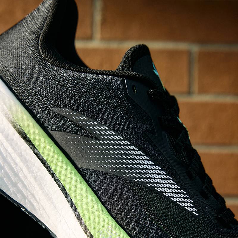 舒适缓震男子长距离轻量化训练跑鞋112615555-4