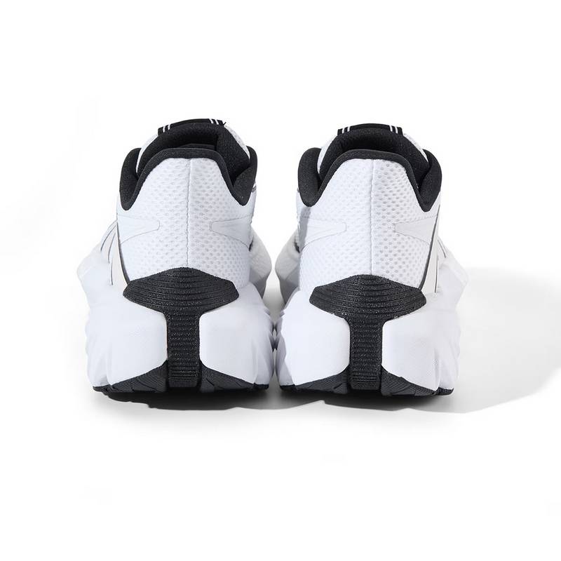 男子BOOST爆米花休闲轻运动跑步鞋JP8461