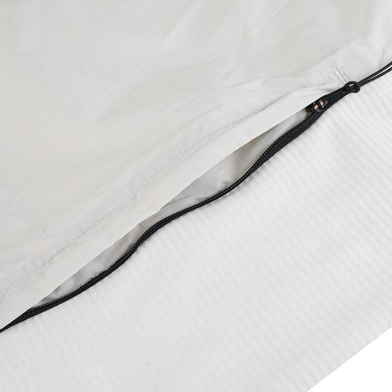 男式针梭织相拼棉服