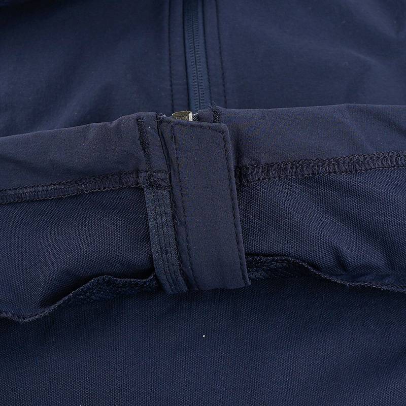 男户外简约时尚拒水运动连帽软壳衣we1602464