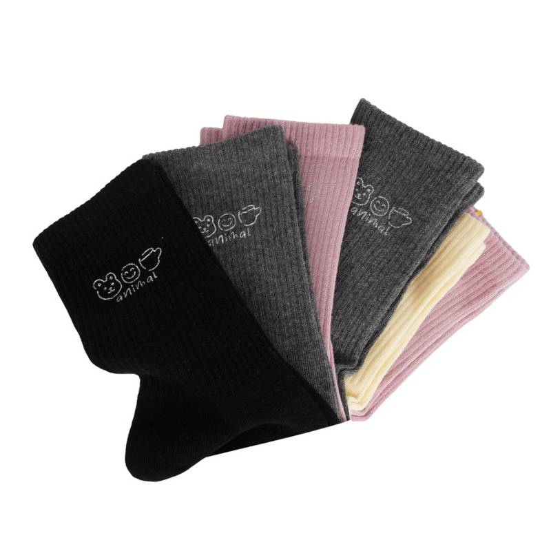 女子高筒休闲袜三双装（颜色随机）
