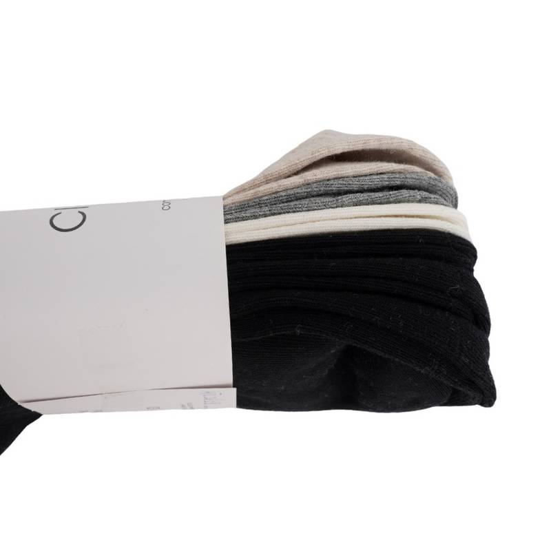 女子高筒休闲袜三双装（颜色随机）