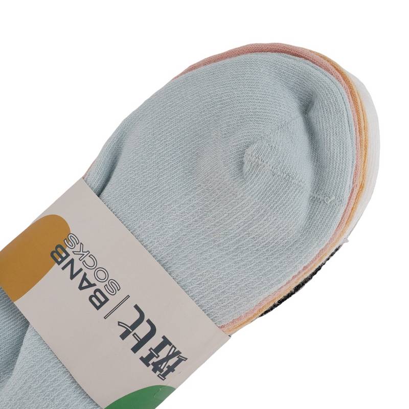 女子休闲中筒袜三双装（颜色随机）