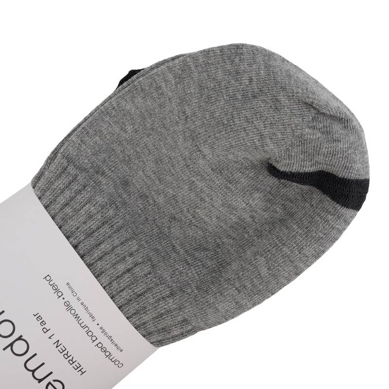 男子运动休闲中筒袜三双装（颜色随机）