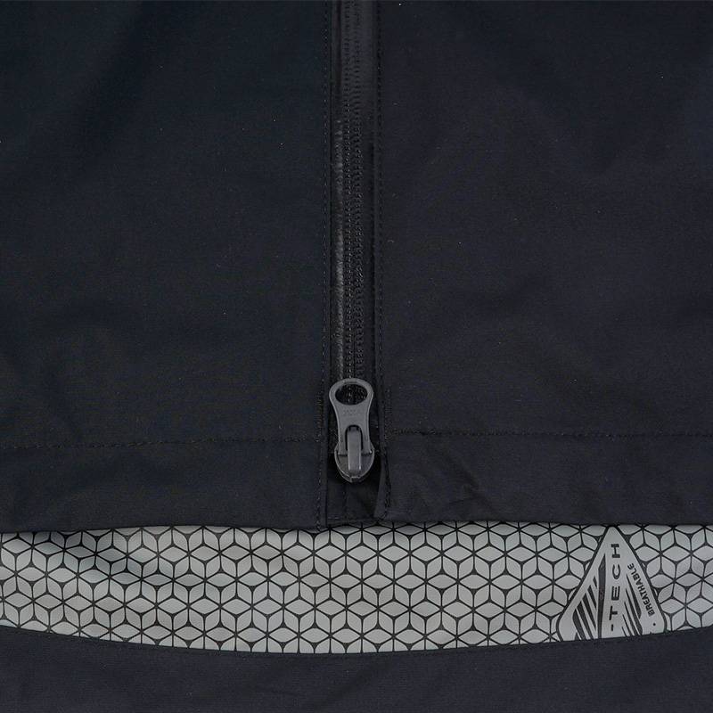 男子2.5L冲锋衣徒步外套WE3548010