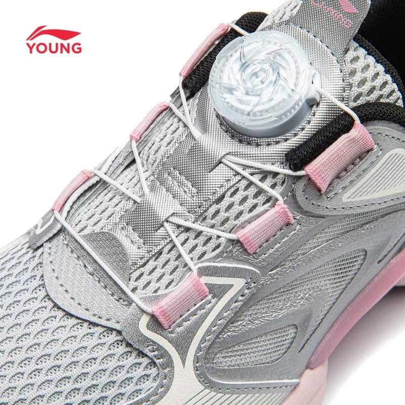 大童诺亚反光柔软回弹休闲鞋YKCW090-8