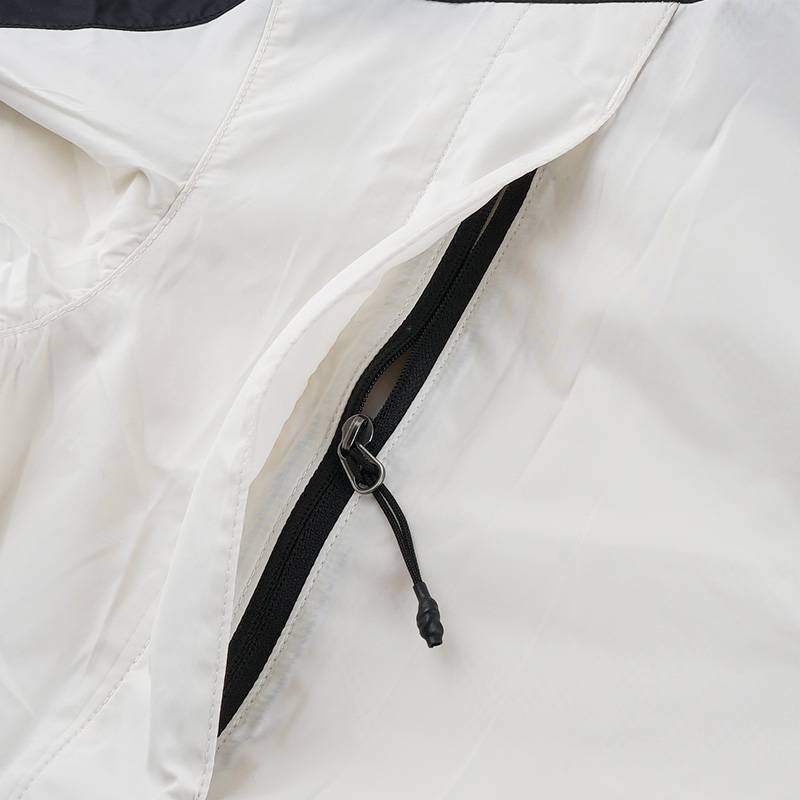 女子时尚舒适百搭连帽夹克NF0A8DGSROU1