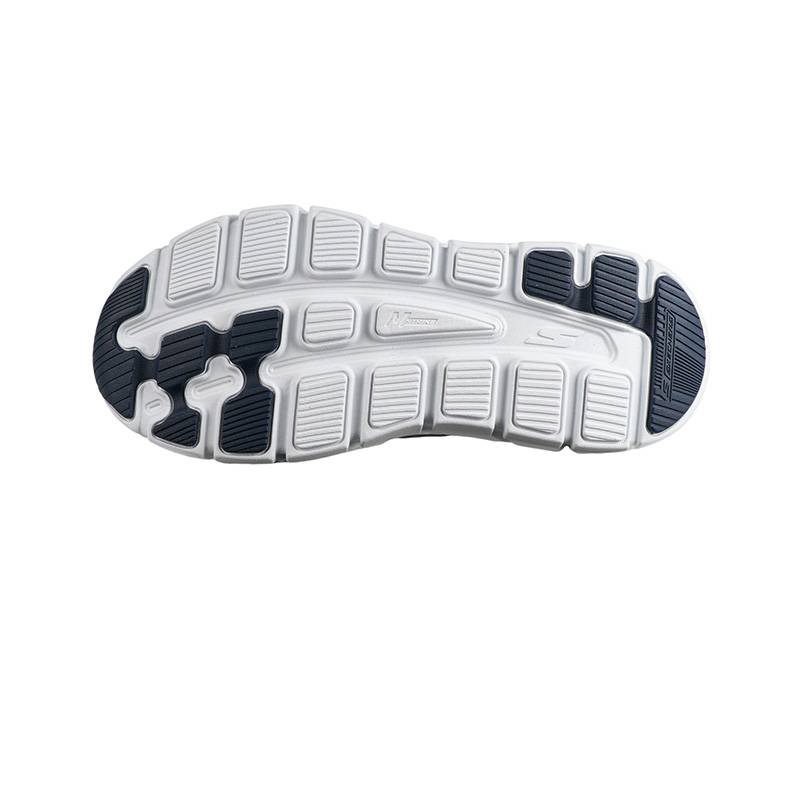 男子GO RUN运动训练跑步鞋221240-WMLT